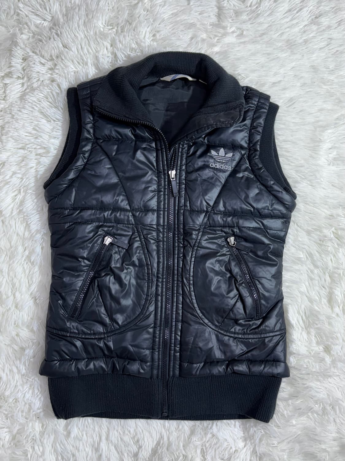 아디다스 실버로고 유로파 다운 패딩 상품이미지4