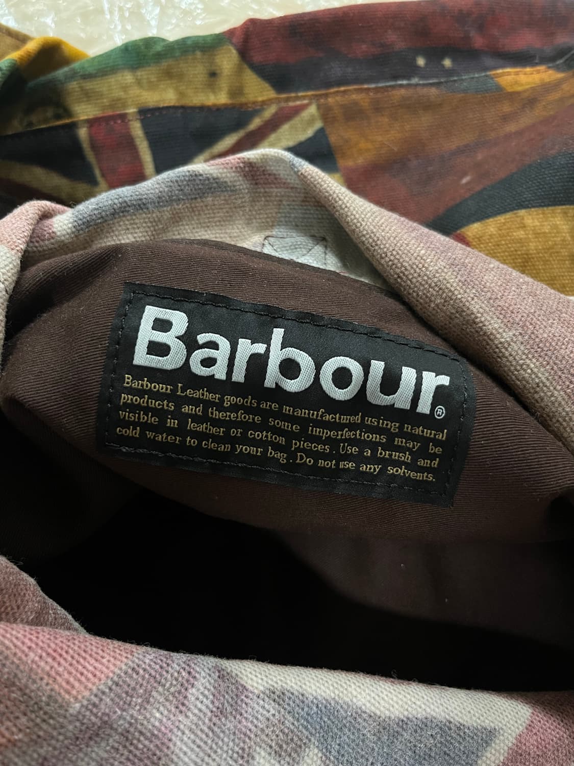 바버 인터내셔널 크로스백 상품이미지6