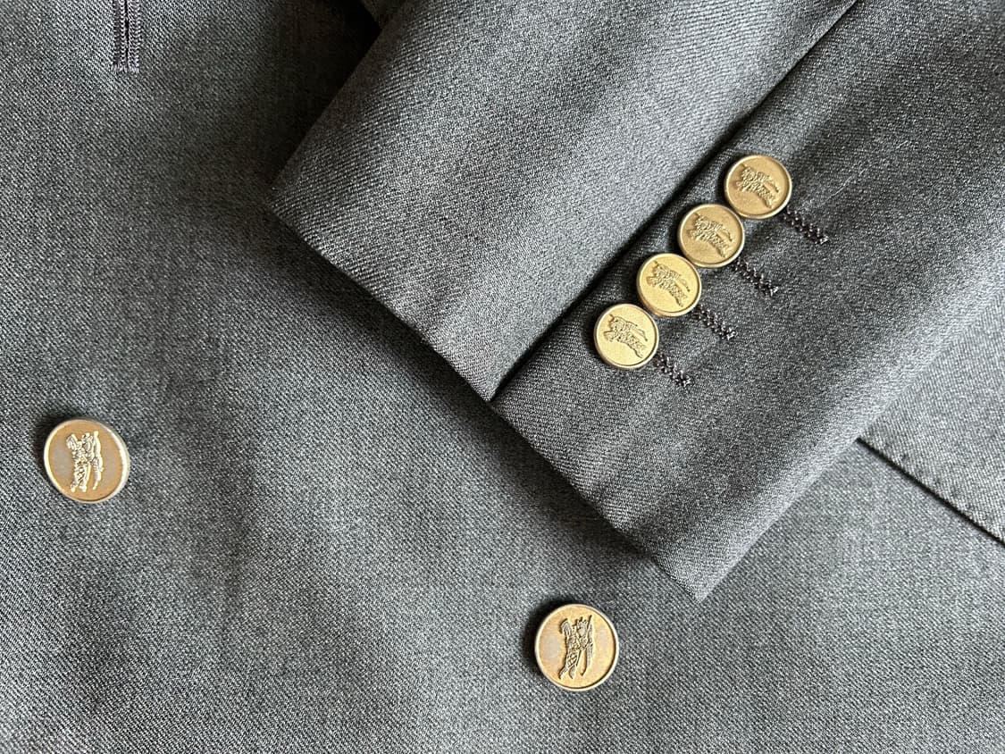 Burberry 그레이 골드 버튼 블레이저 상품이미지2