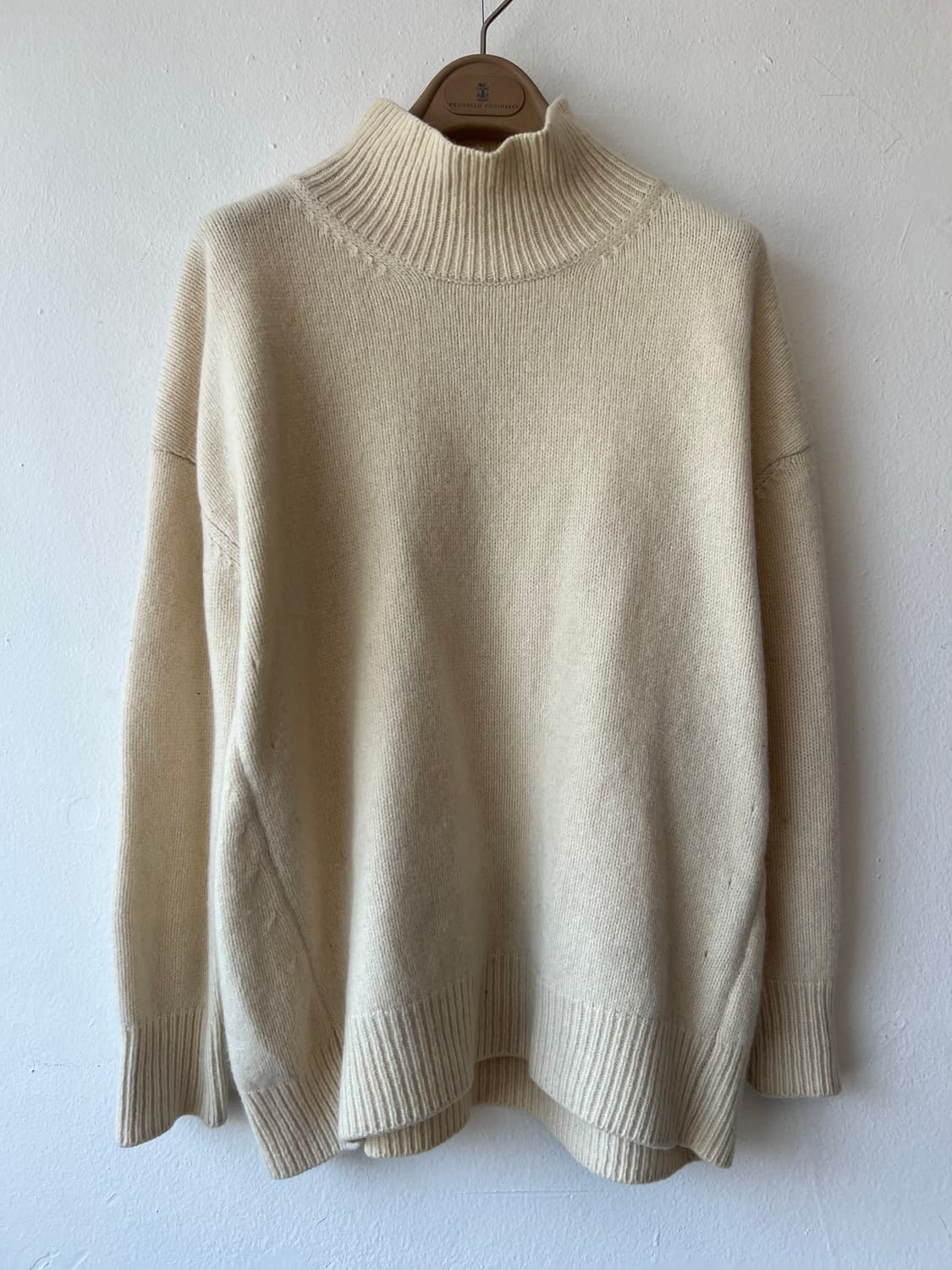 빈폴 여성 아이보리 울캐시미어니트 터틀넥니트 상품이미지2