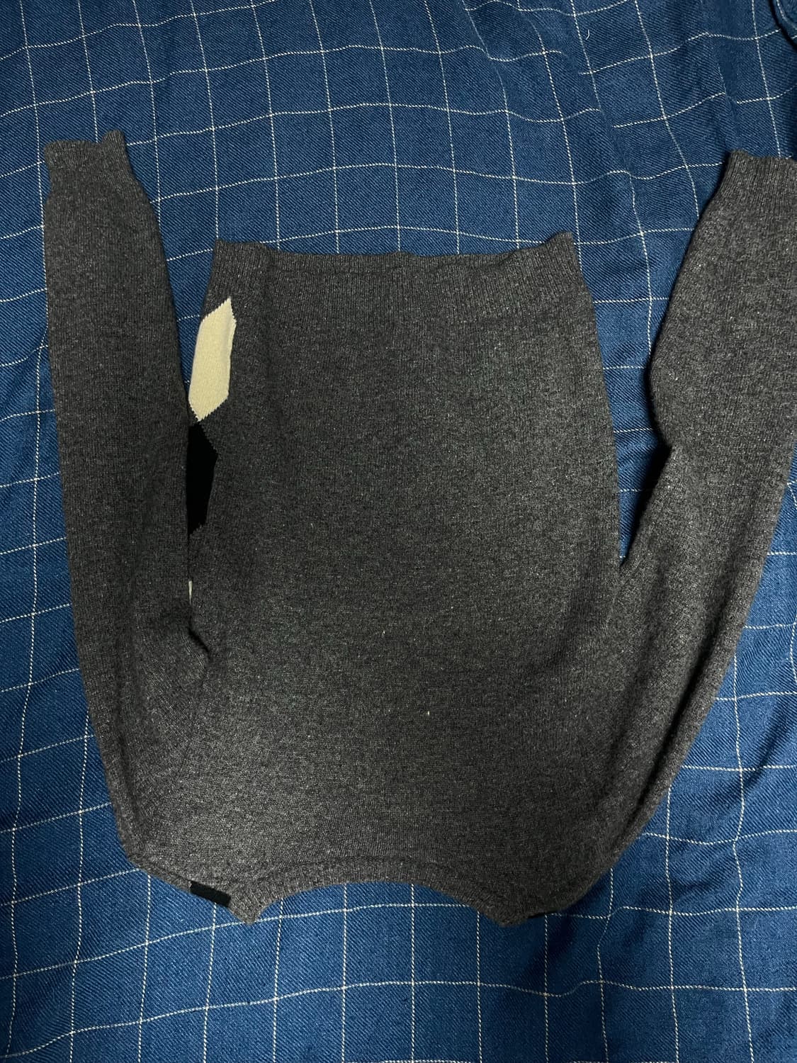 울50% 아가일 니트 상품이미지3