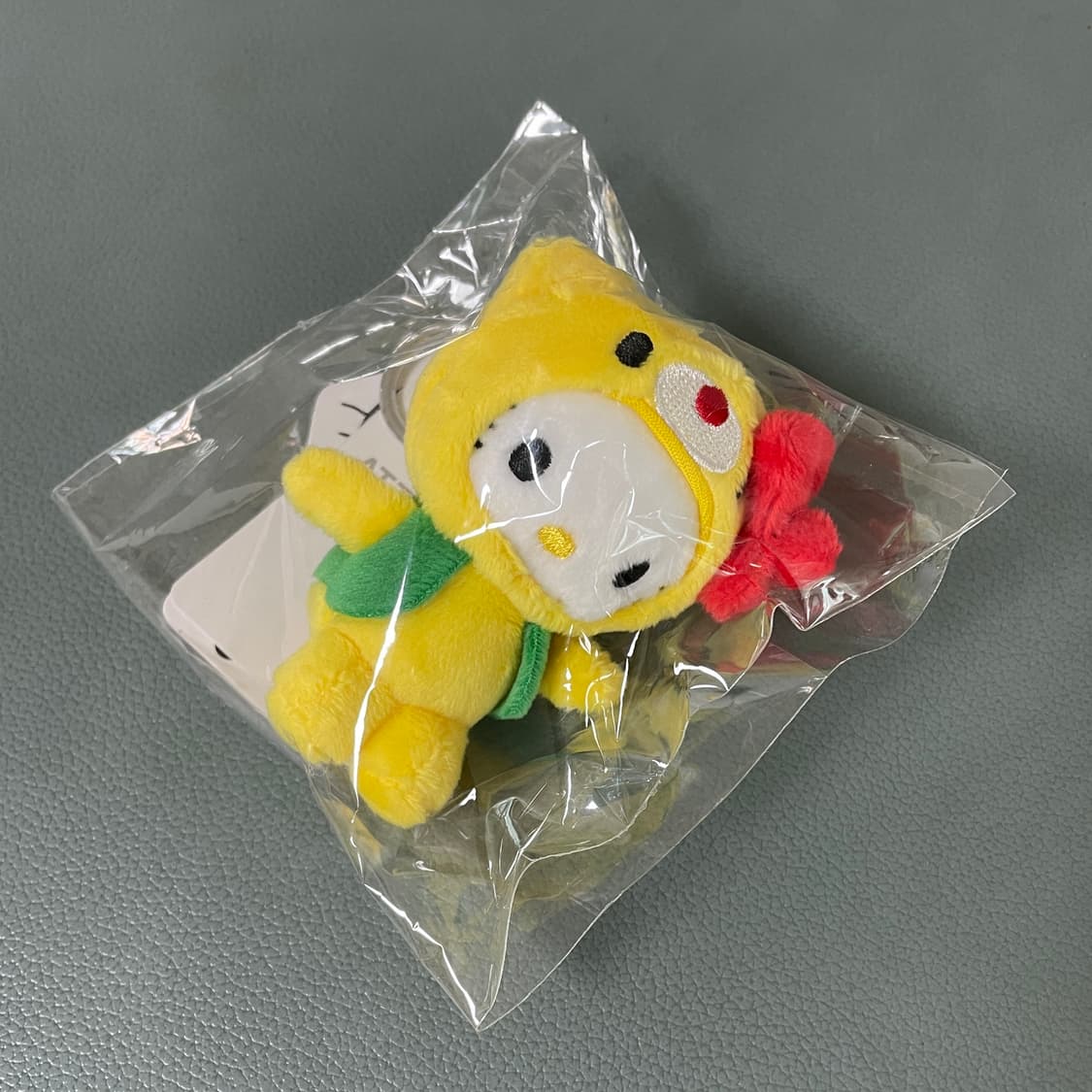 헬로키티 다람쥐 친구 로리 키링 (일본 로이즈팜) 상품이미지3