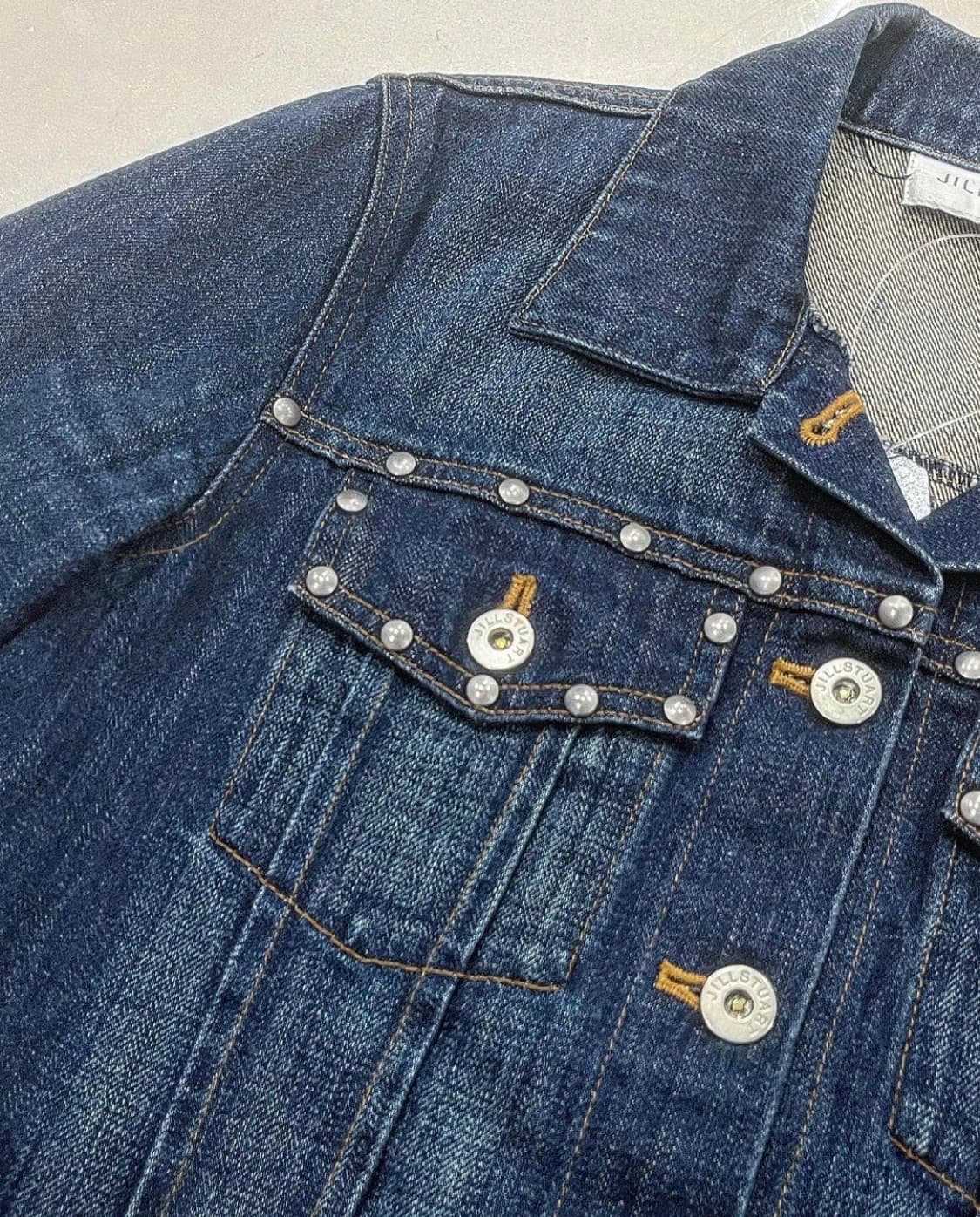 질스튜어트 코튼 스터드 트러커 데님 재킷 상품이미지3