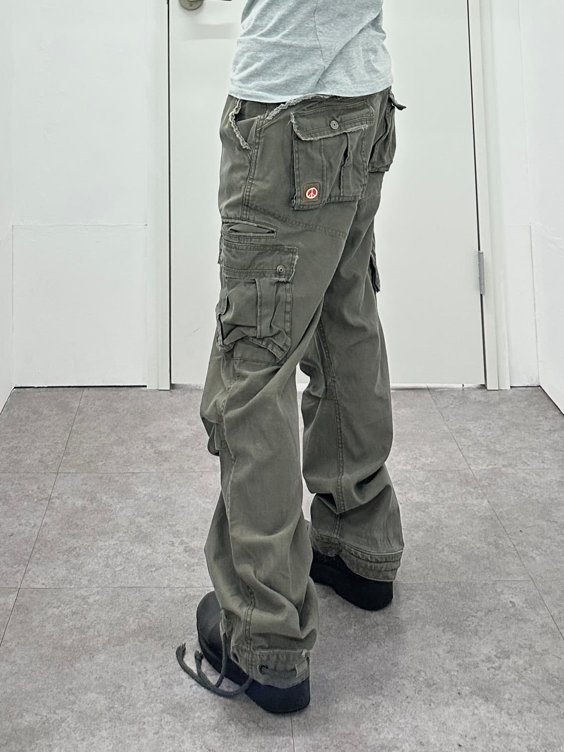 3QR multi pocket pintuck monkey pants 상품이미지1