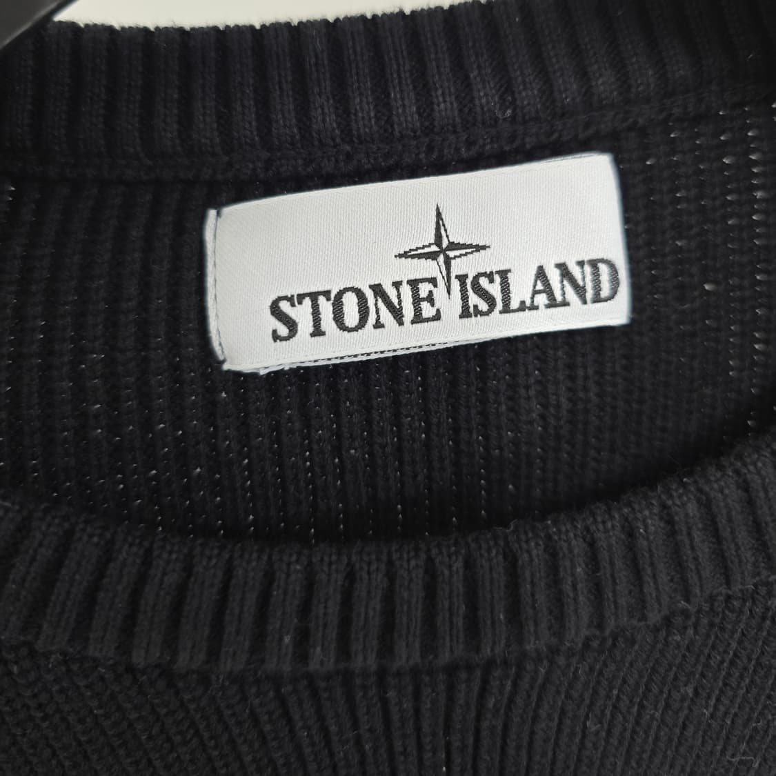23ss 스톤아일랜드 니트 s사이즈 90 95 판매 상품이미지2