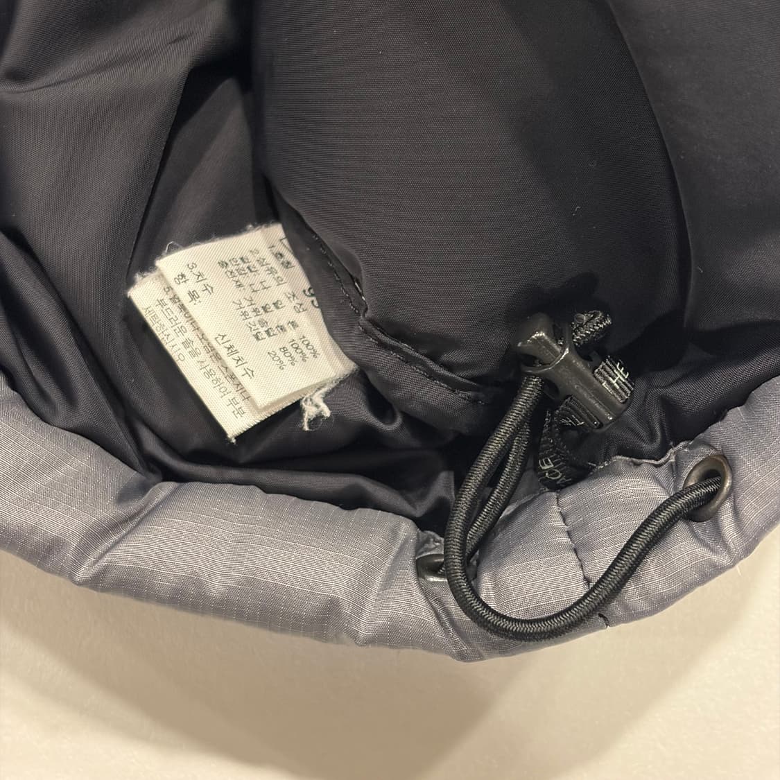 [95] 노스페이스 700 다운 눕시 패딩 회색/블랙 B575 상품이미지8