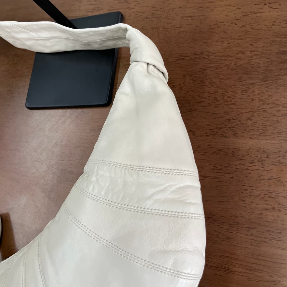 르메르 크루아상 스몰 상품이미지6