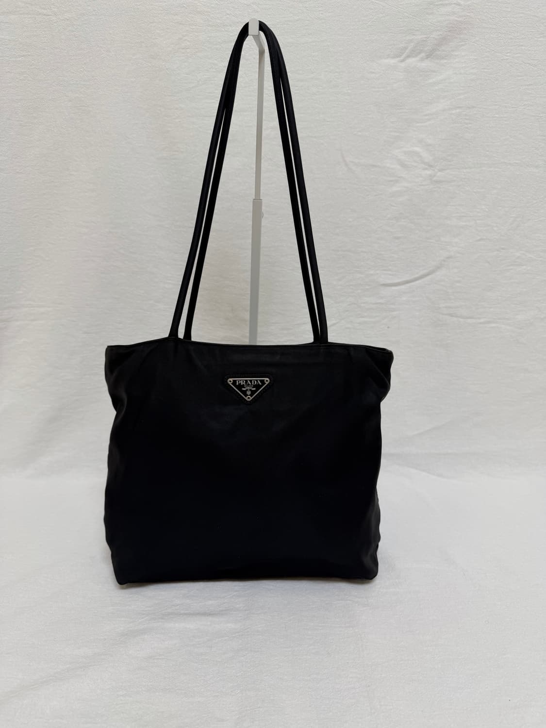 정품 프라다 포코노 나일론 토트백 숄더백 블랙 상품이미지3