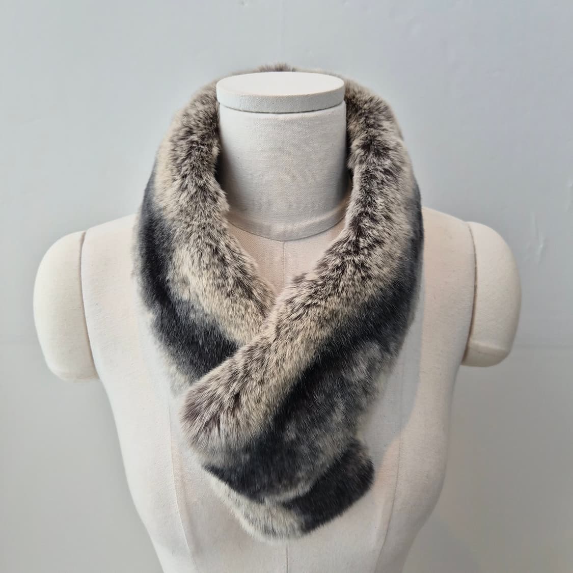 프리미엄 페이크퍼 넥워머 상품이미지1