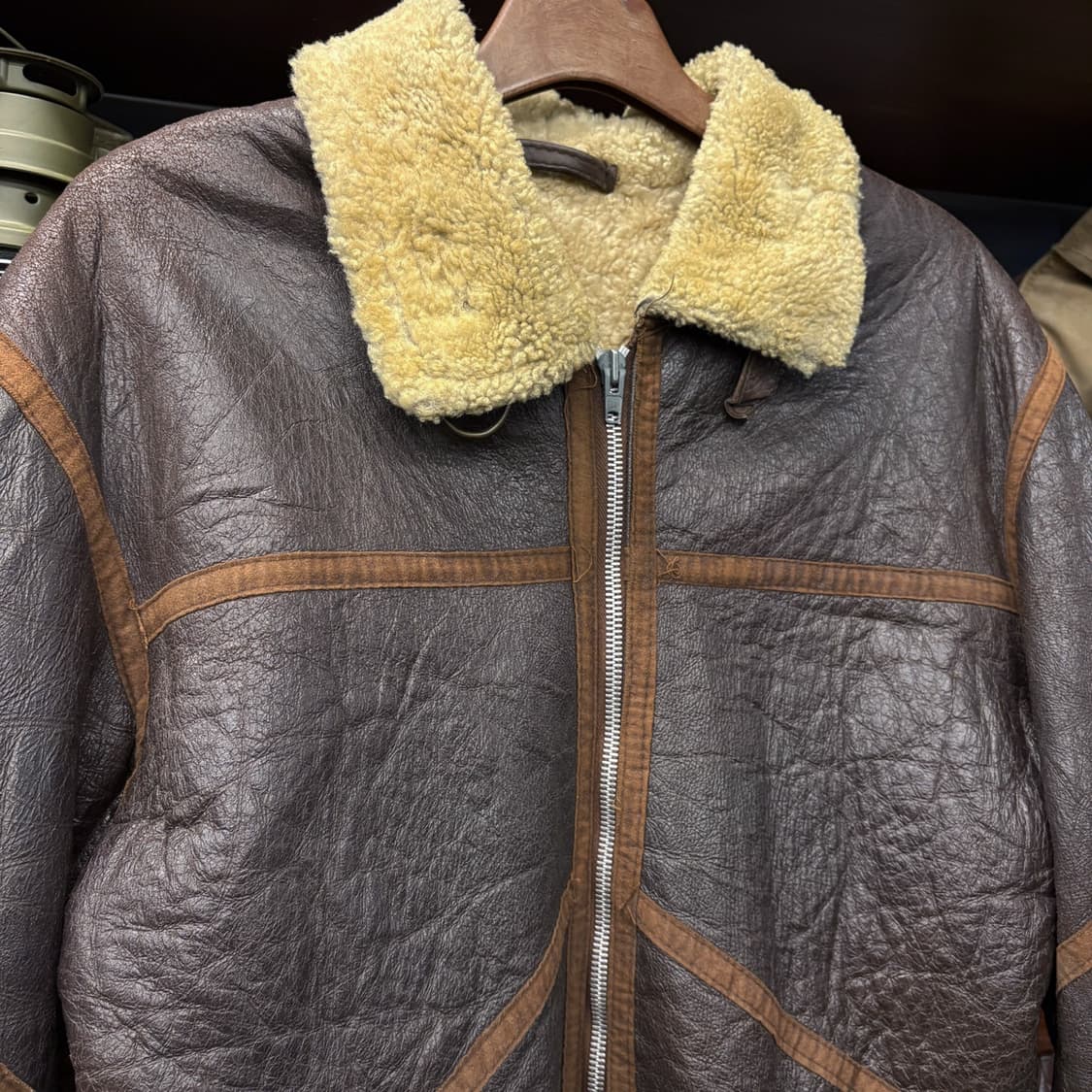 90s 미공군 B-3 TYPE 천연 양가죽 무스탕 플라이트 자켓 N485 상품이미지3