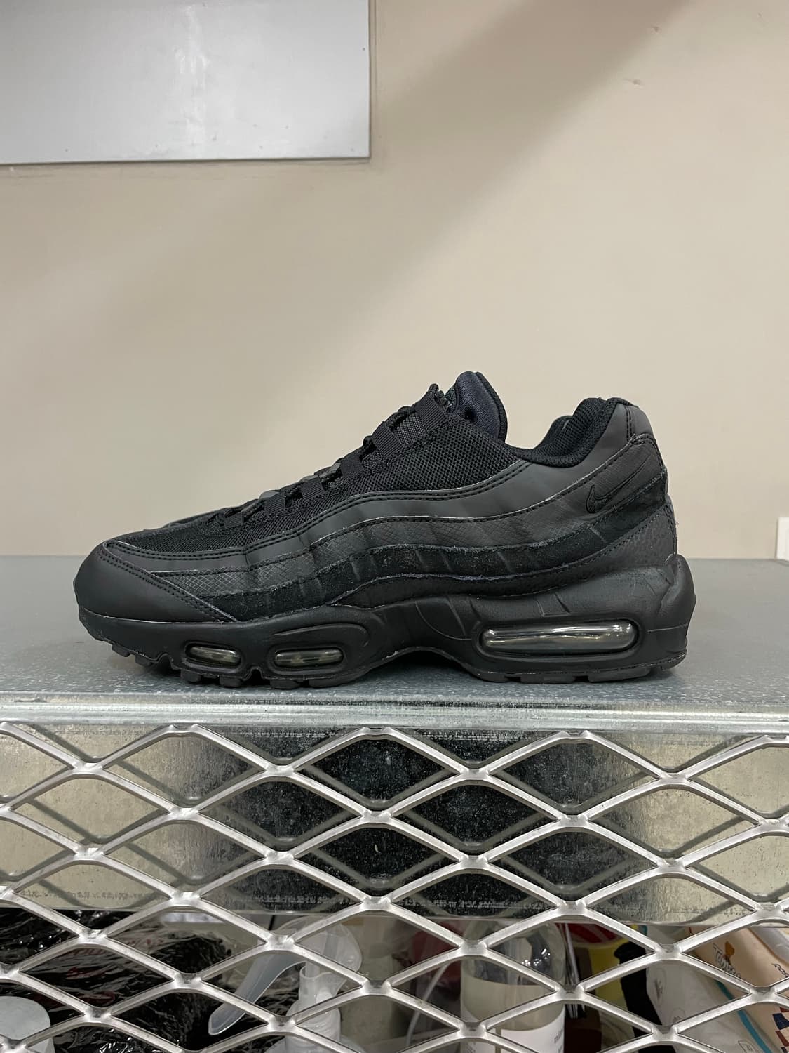 나이키 에어맥스 95 에센셜 블랙 270 상품이미지1