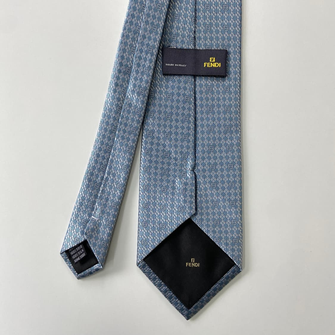 펜디(FENDI) 모노그램 명품 정품넥타이 상품이미지3