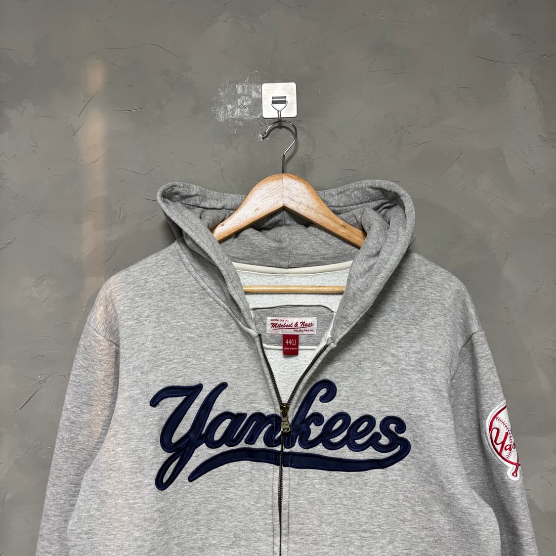 미첼엔네스 뉴욕 양키스 후드집업 그레이 상품이미지2