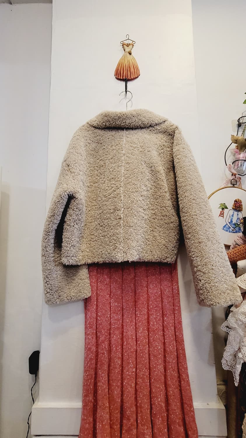 뽀글이 양털 무스탕  자켓.mcsister 니트스커트 상품이미지4