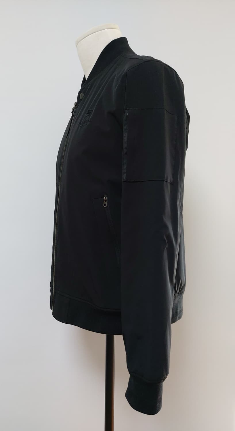 빈폴 스포츠 블랙 봄버 자켓(100)

 상품이미지2