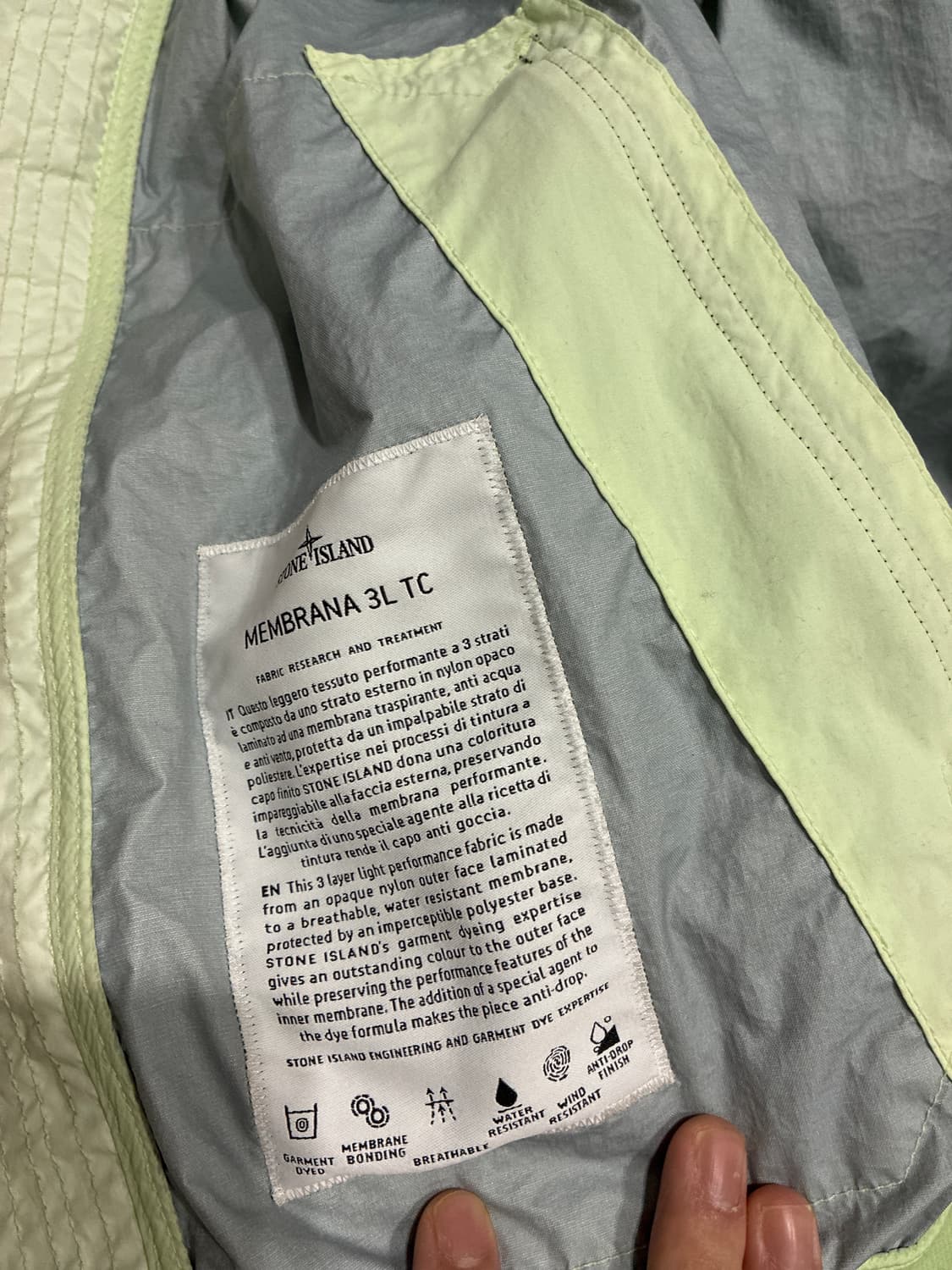 스톤아일랜드 멤브라나 23ss xl 바람막이 상품이미지5