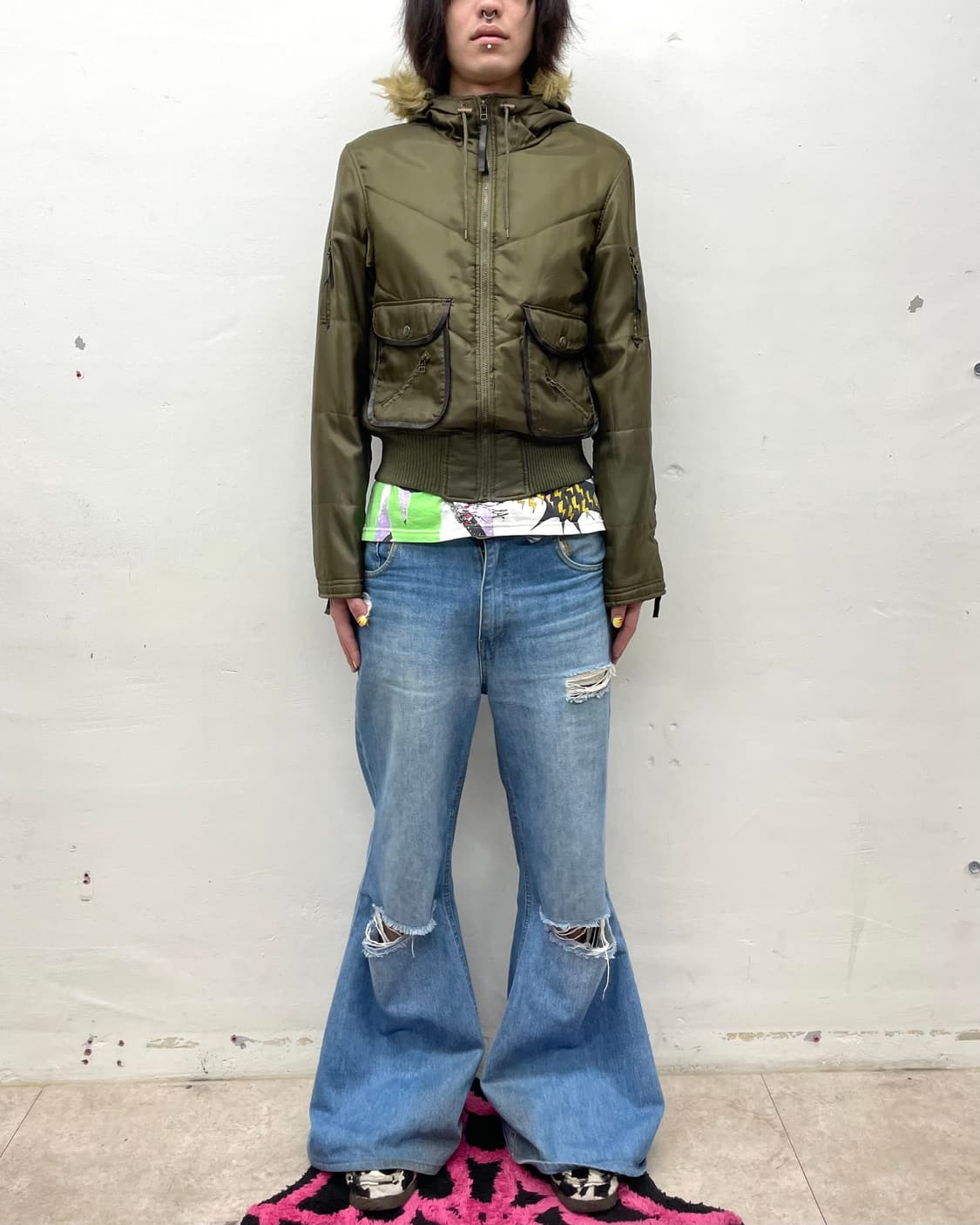 Two-Pocket Glossy Khaki Padded  상품이미지7