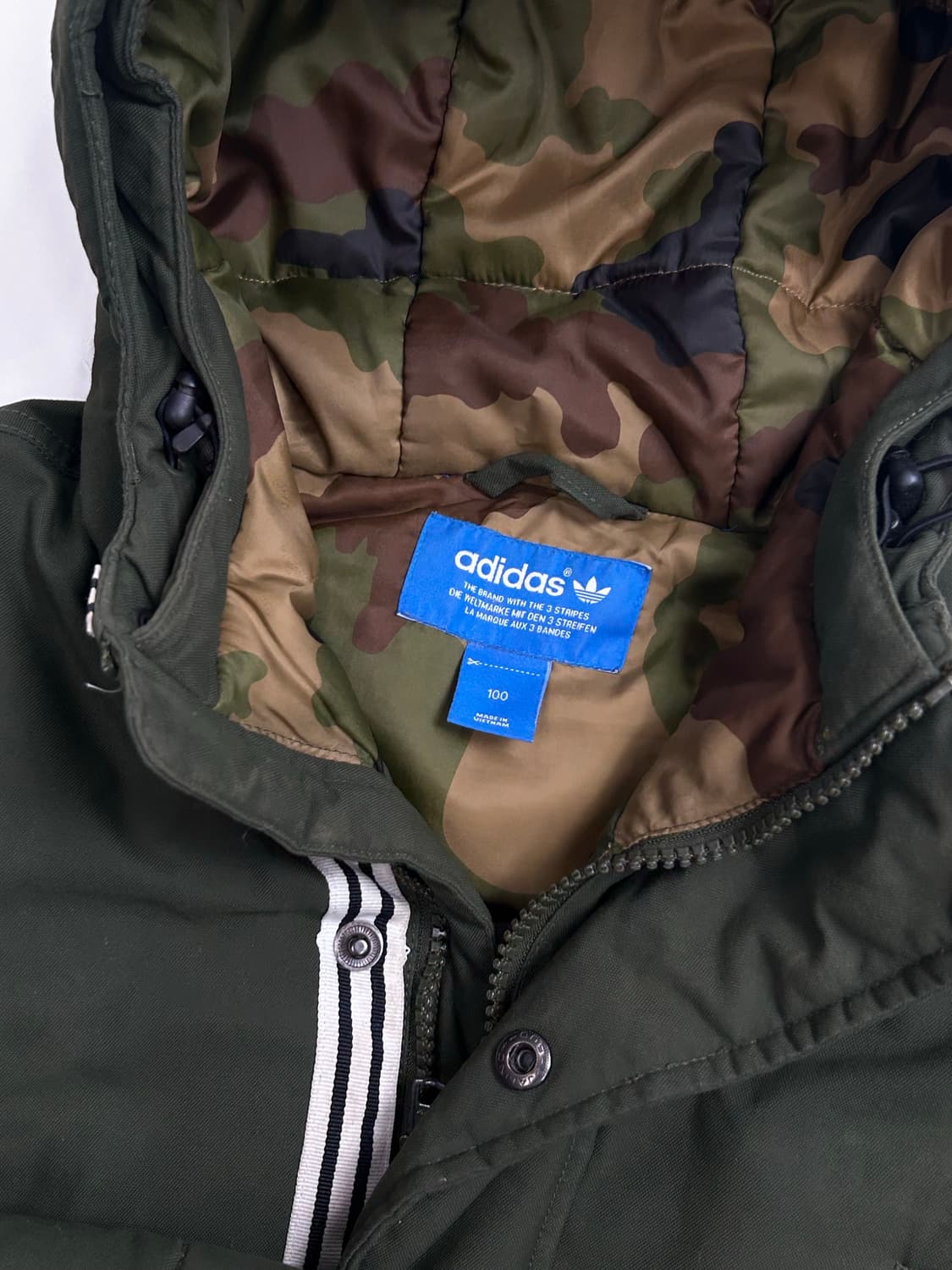 아디다스 카키 올리브 다운 파카 100 상품이미지5