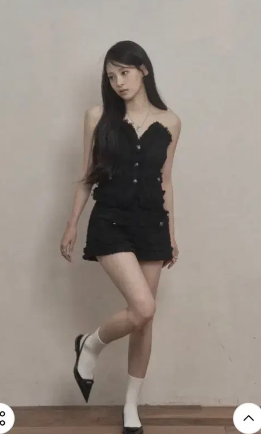 카키포인트 트위드 셋업 Antique Tweed Shorts 상품이미지1