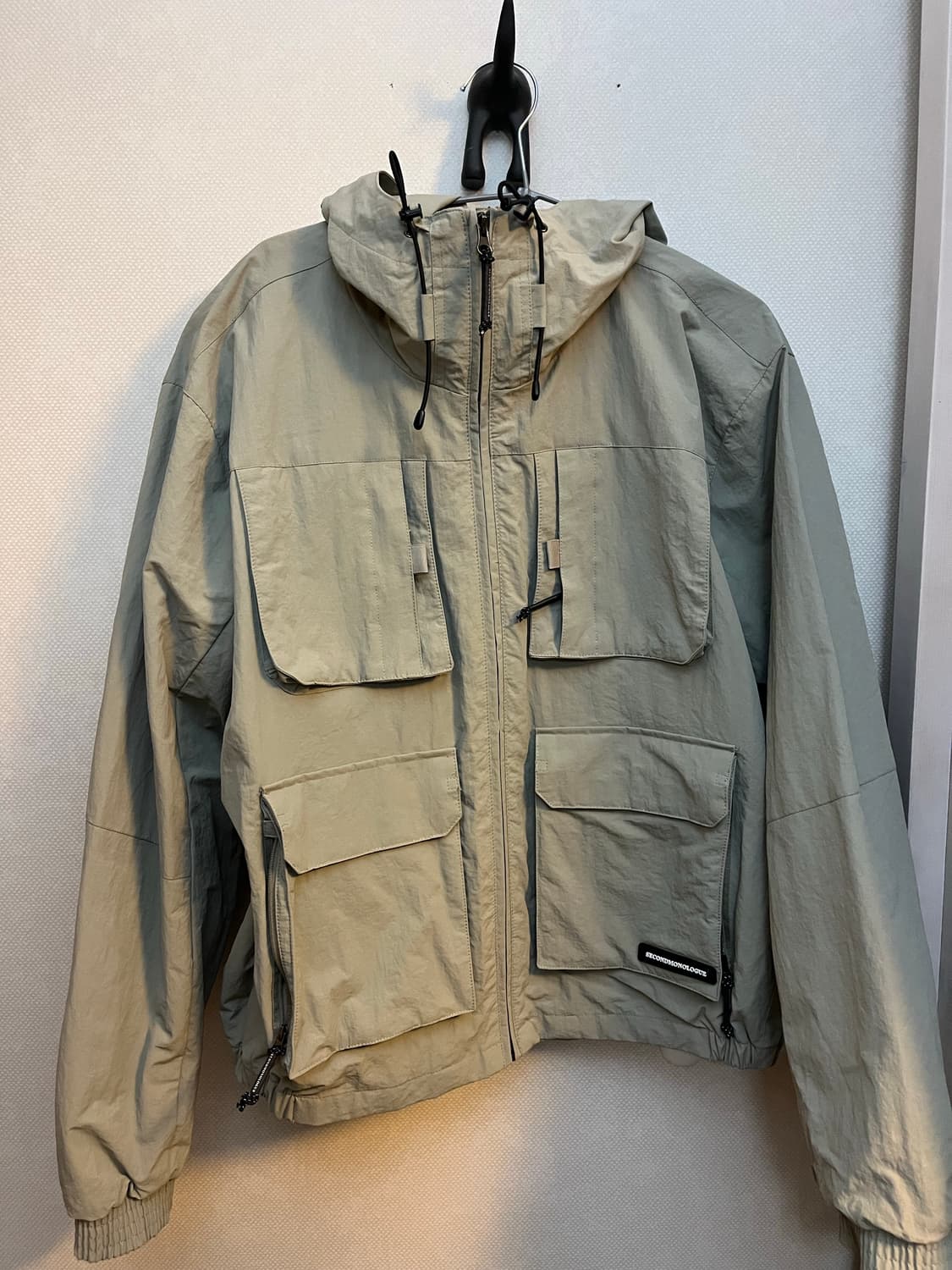 세컨모놀로그 바람막이 상품이미지4