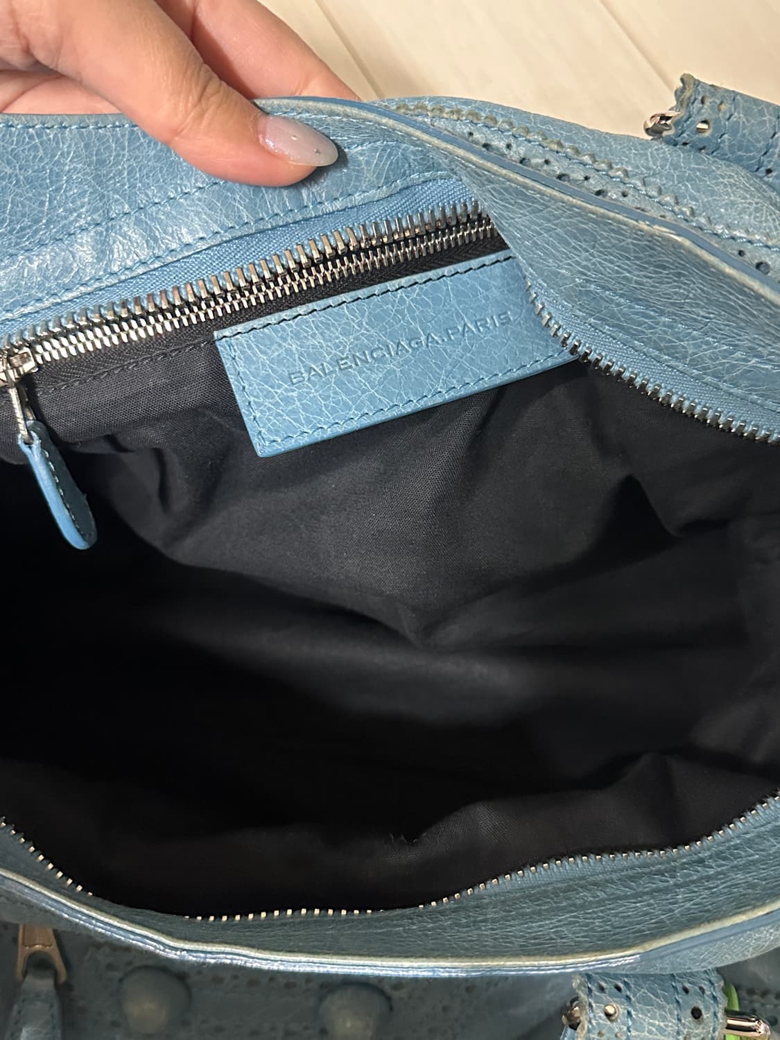 발렌시아가 자이언트 모터백 블루 미듐 상품이미지9