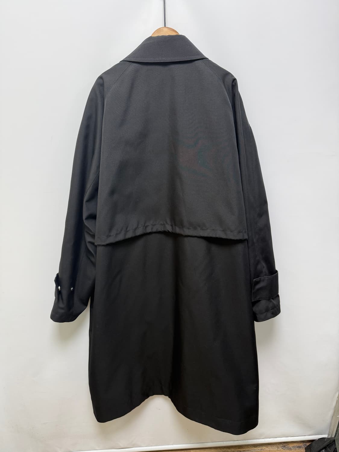 에비너 EVENER 쉘터 블랙코트 상품이미지2