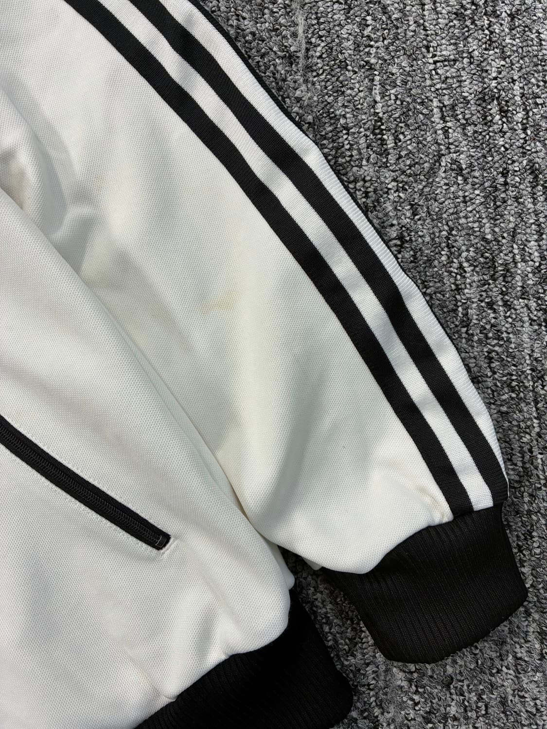 아디다스 00s 블랙 화이트 베켄바우어 트랙탑 져지 M 상품이미지9