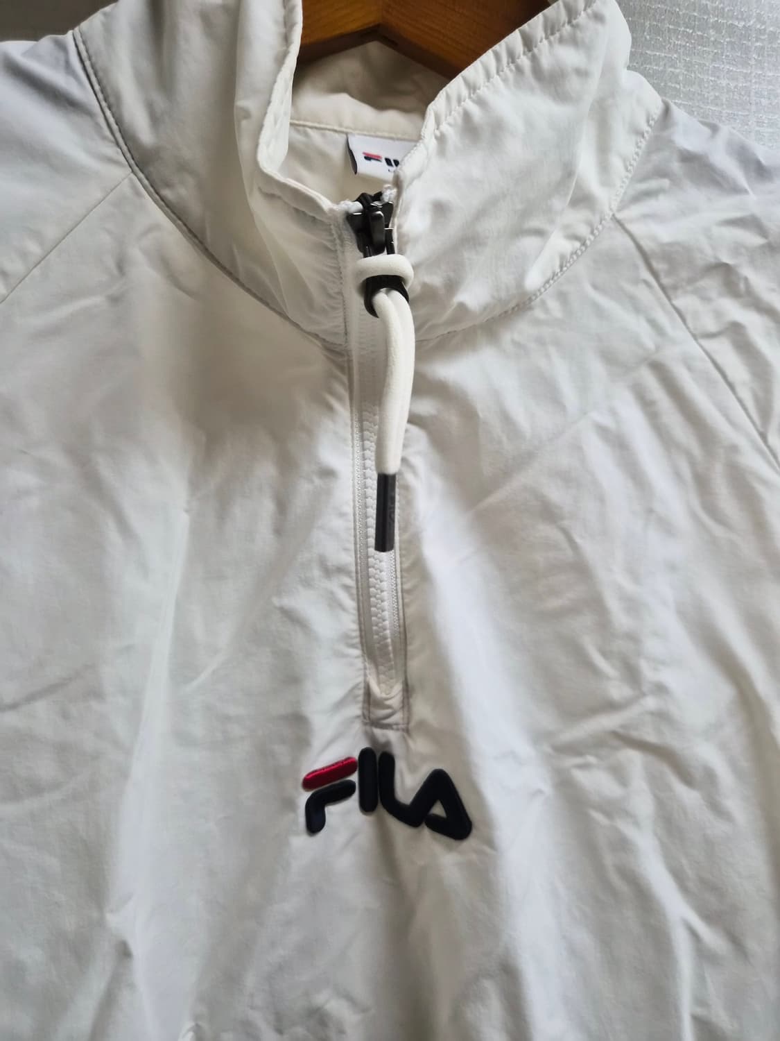 L/105) FILA 필라 레귤러핏 쿼터집업 바람막이 팝니다 상품이미지3