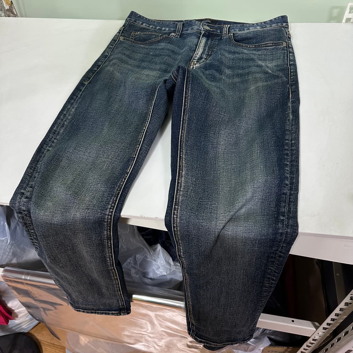 30 M 무신사스탠다드 무탠다드 슬림레귤러핏 중청워시드 데님팬츠 상품이미지3