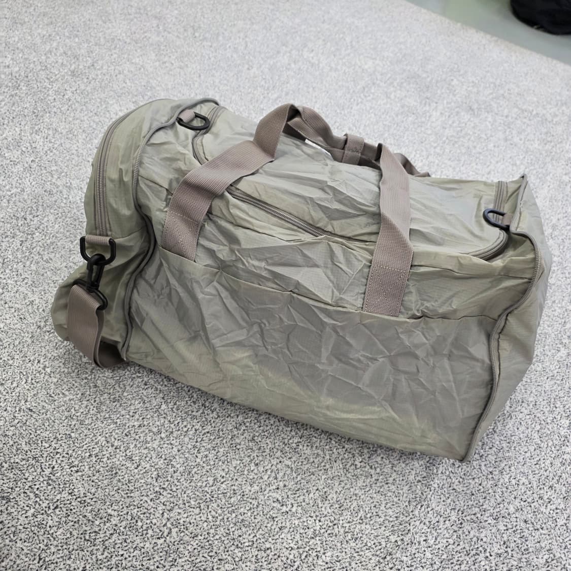 [F] 내셔널지오그래픽 크로스백 지퍼고장 0121J 상품이미지3