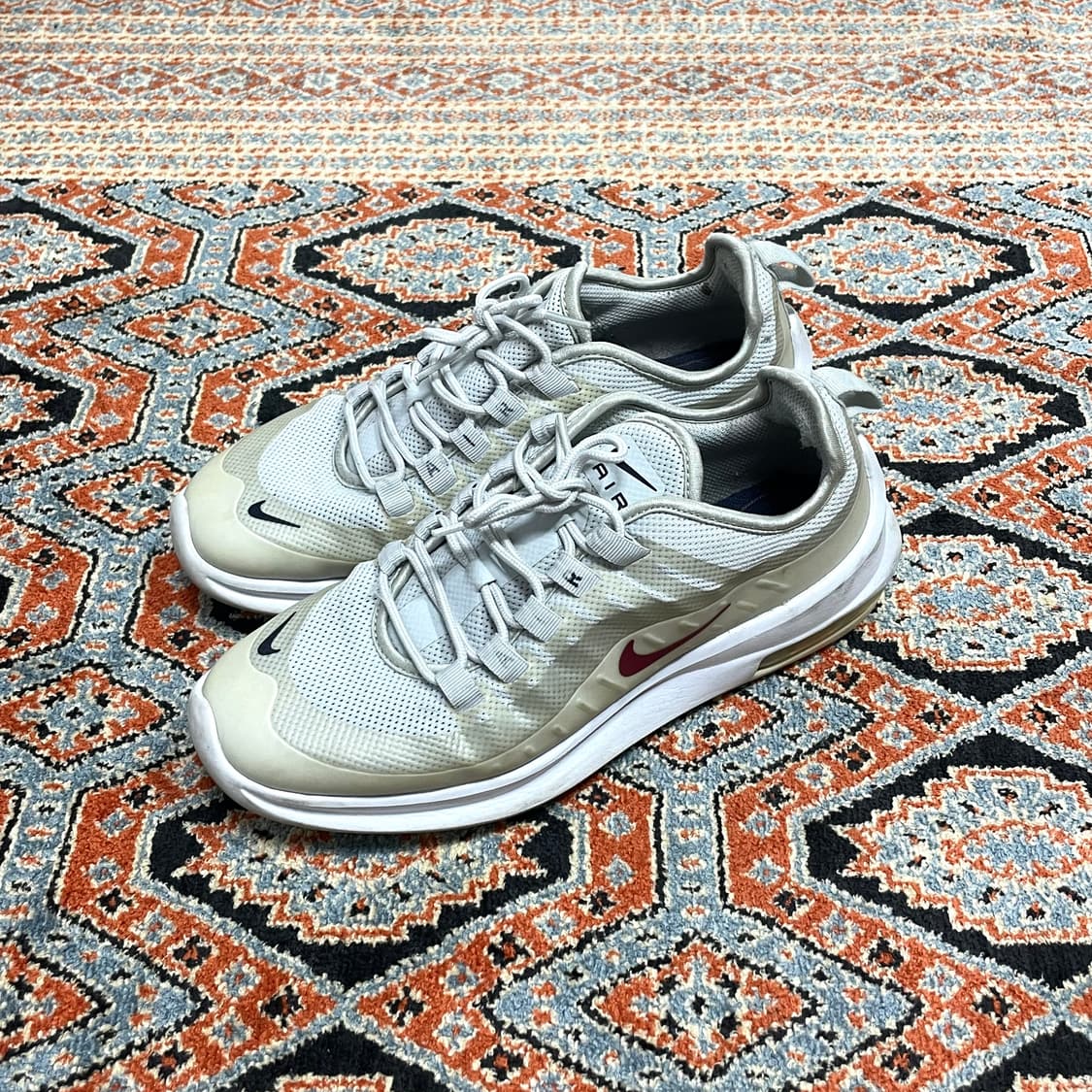 나이키 에어 화이트 러닝화 US 8 상품이미지2