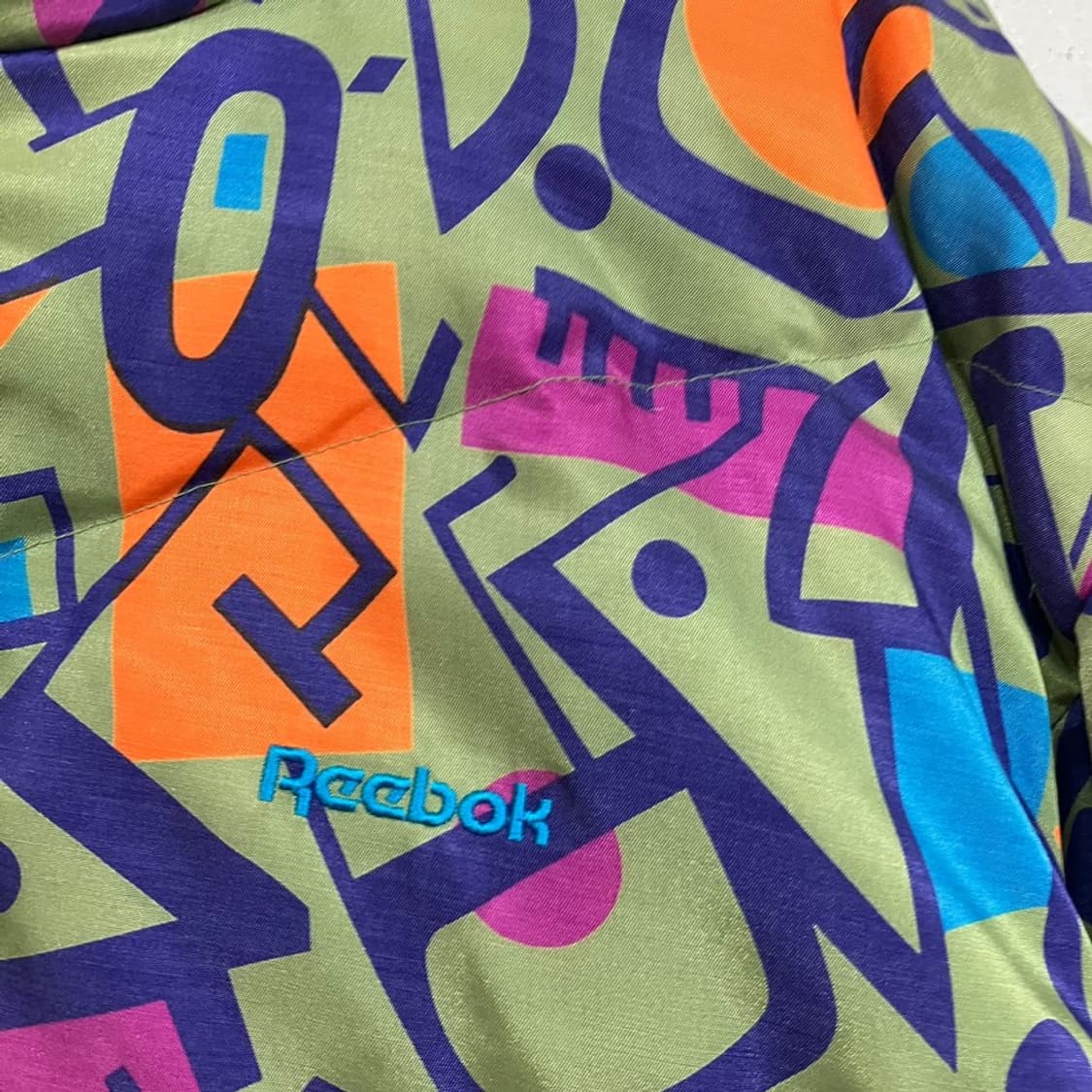 리복 올드스쿨 패딩 상품이미지5