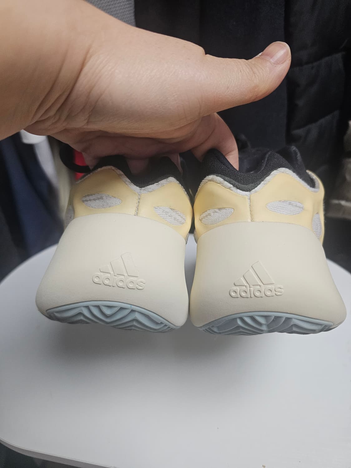 이지부스트700v3 아자엘  상품이미지4