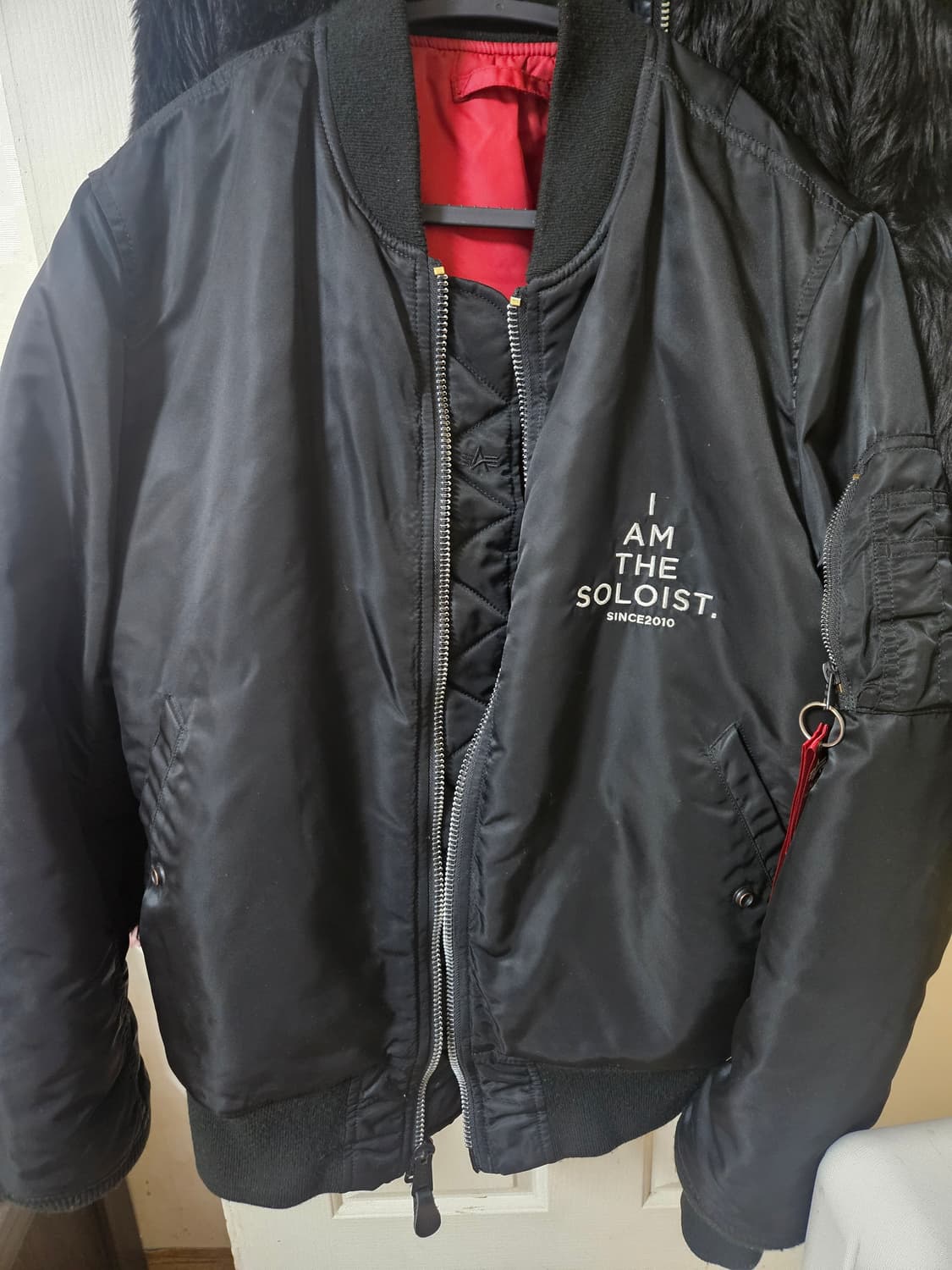 솔로이스트 알파인더스트릿 봄버 자켓 판매합니다 상품이미지1