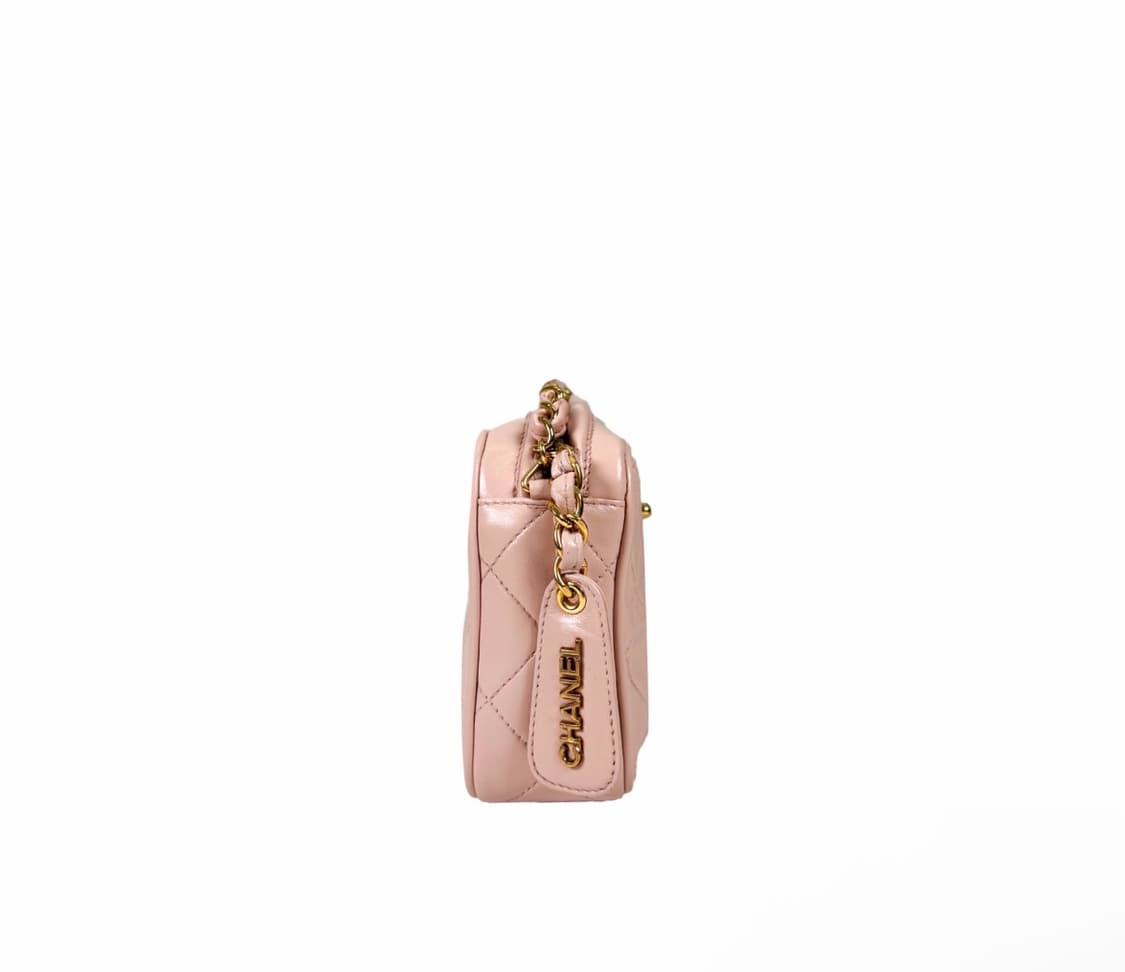 [OS] 샤넬 여성 CC로고 금장 램스킨 체인 크로스 숄더 카메라백 핑크 상품이미지4