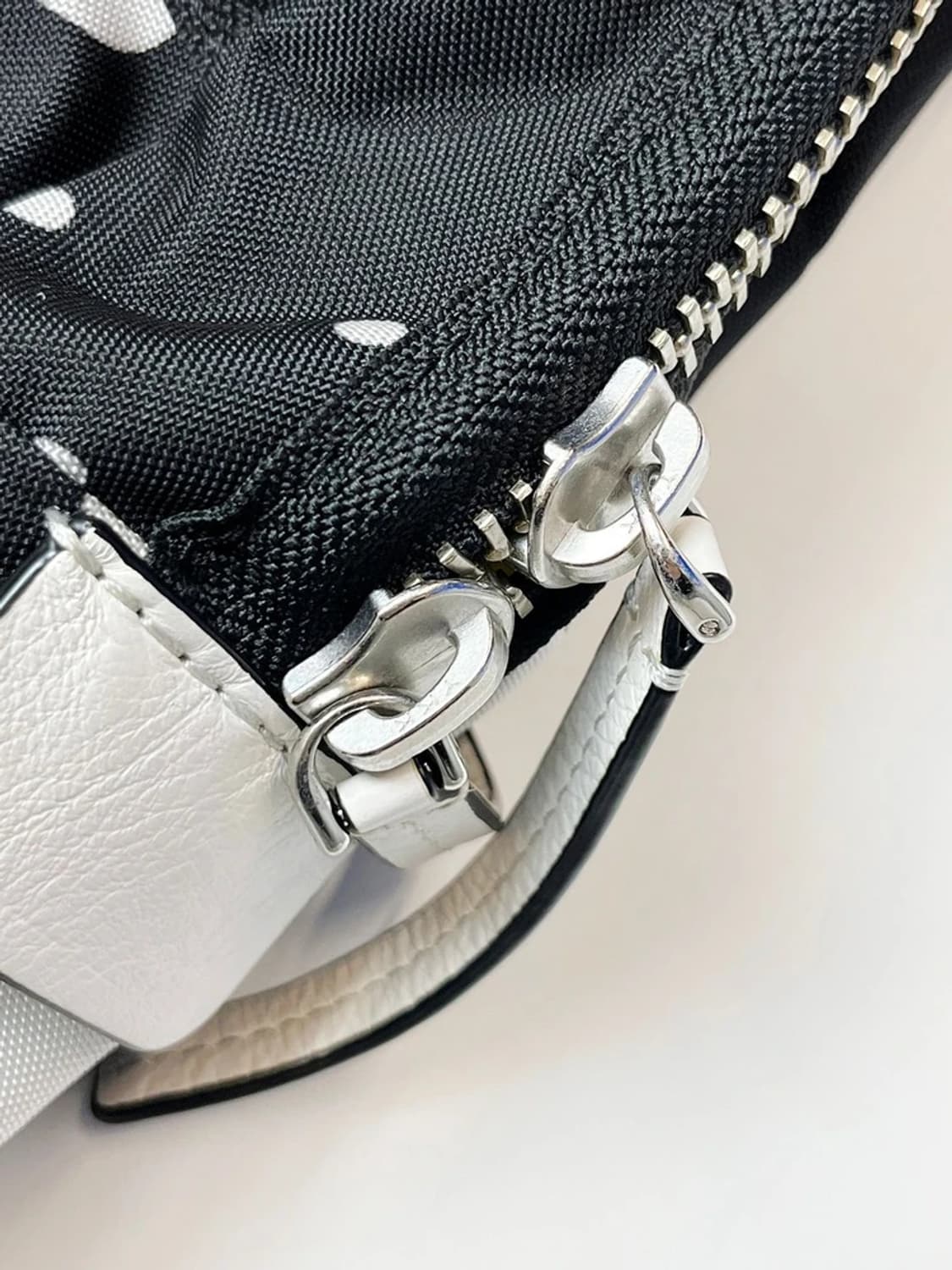 마크제이콥스 도모아리가토 패턴드 백팩 A1576 상품이미지7