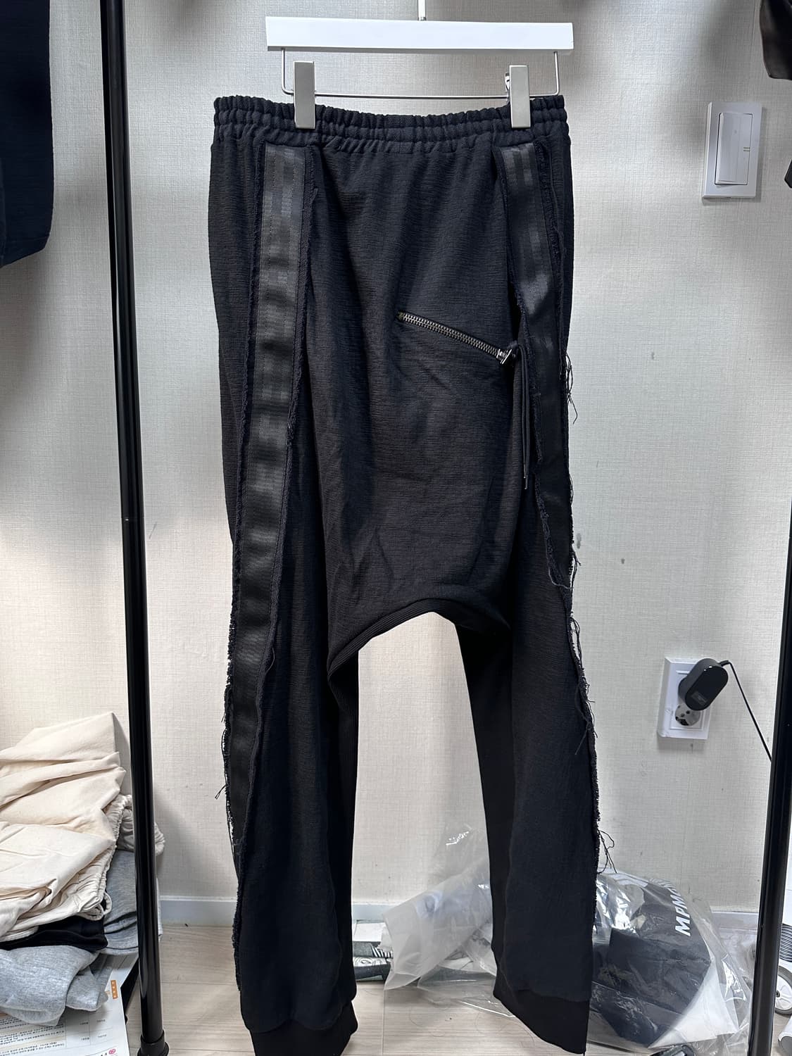 Army of me 조거팬츠 상품이미지3