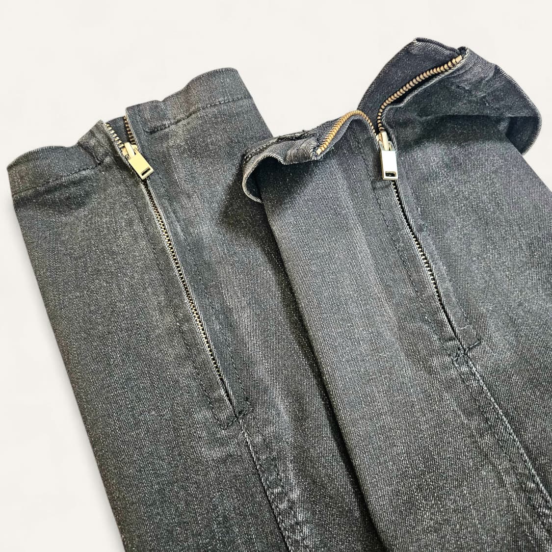 [L(32)][앤더슨벨]디스트로이드 사이드 지퍼 블랙 진 상품이미지7