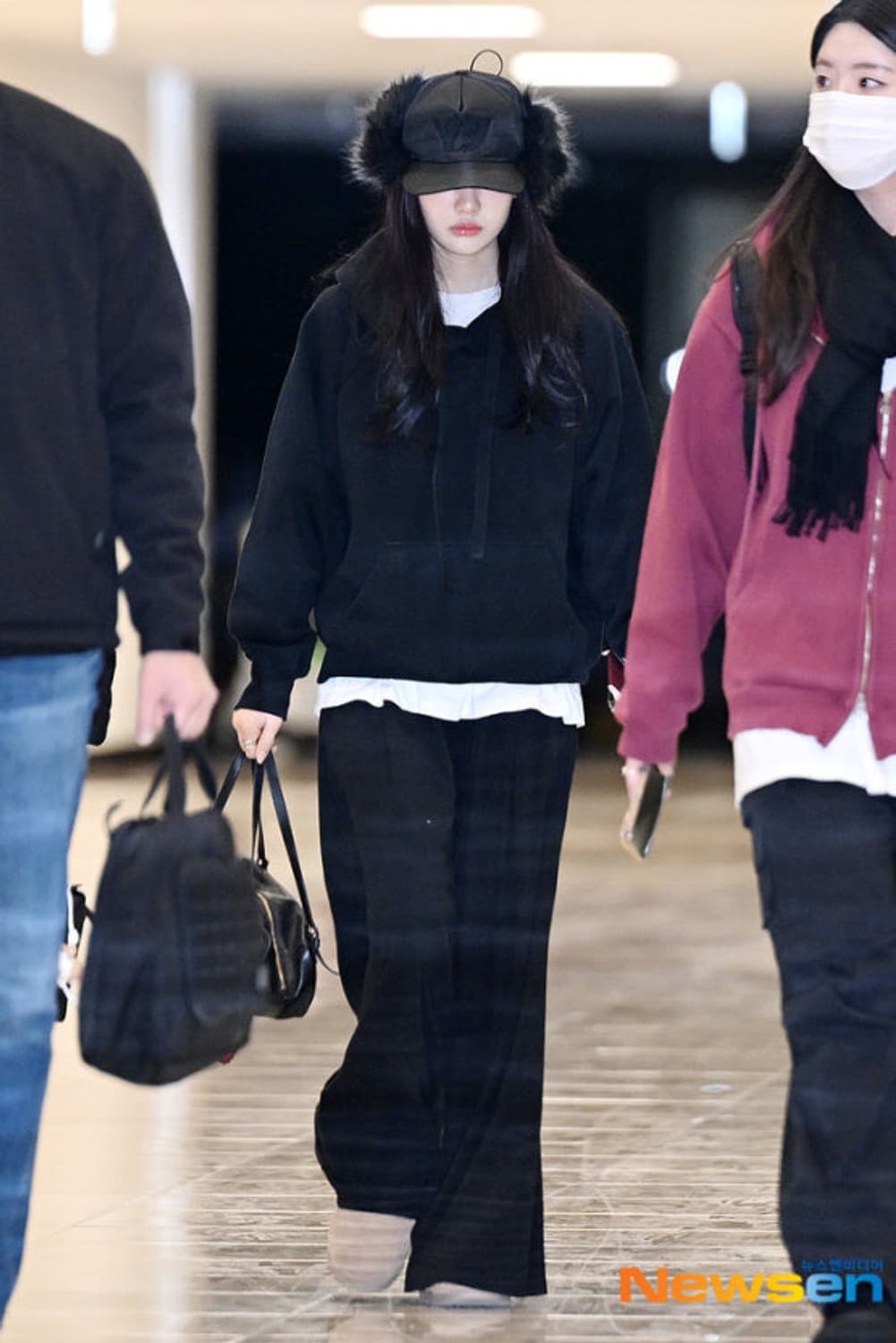 openyy fur ball cap 상품이미지2