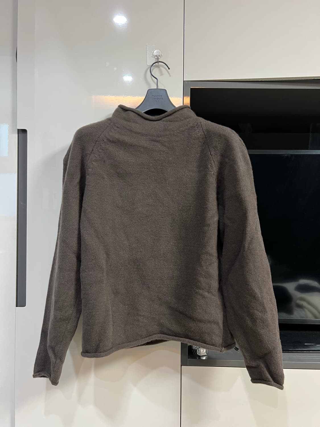 강정석 롤넥 니트 브라운_50사이즈 상품이미지3