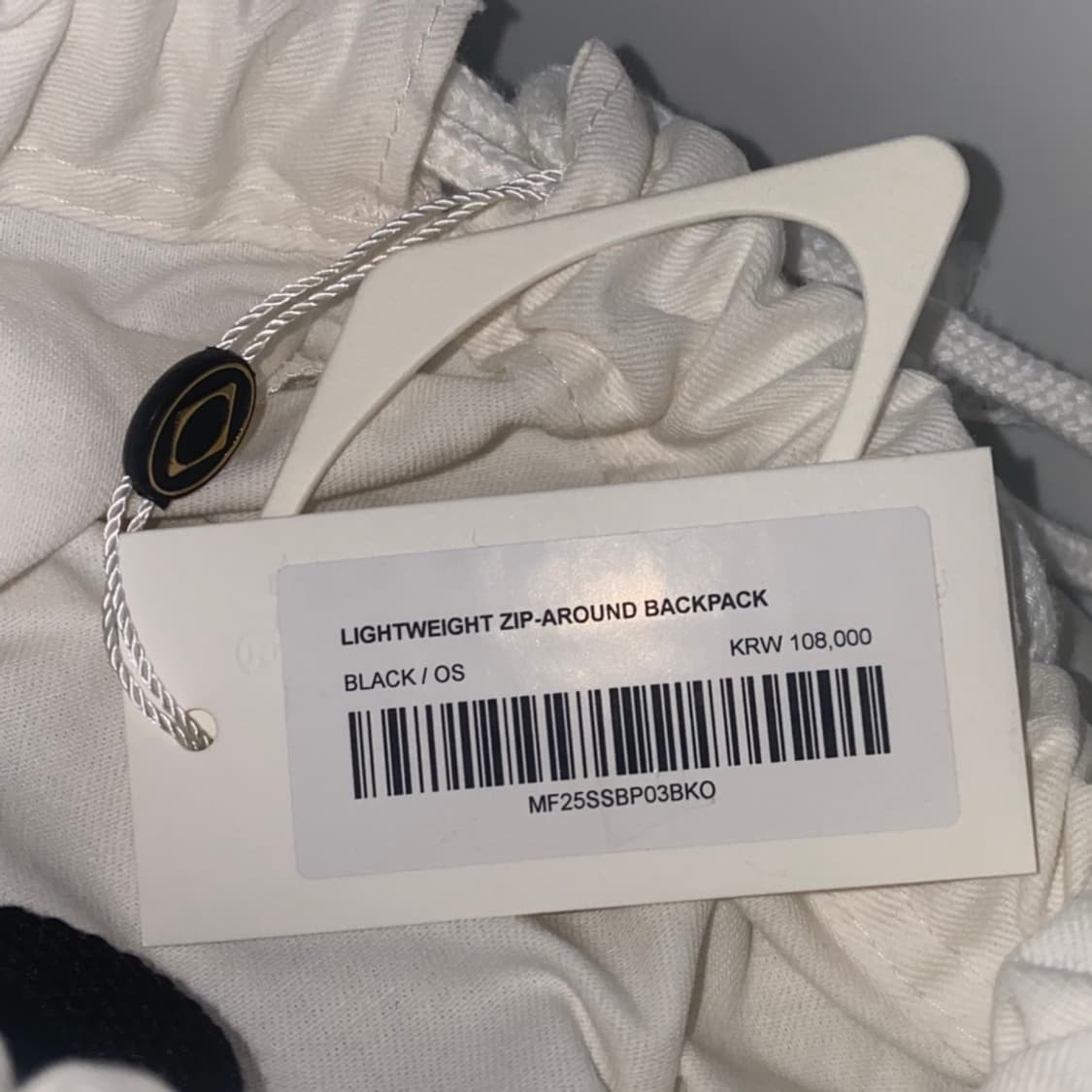 미스치프 라이트웨이트 집 어라운드 백팩 블랙 새상품 상품이미지2