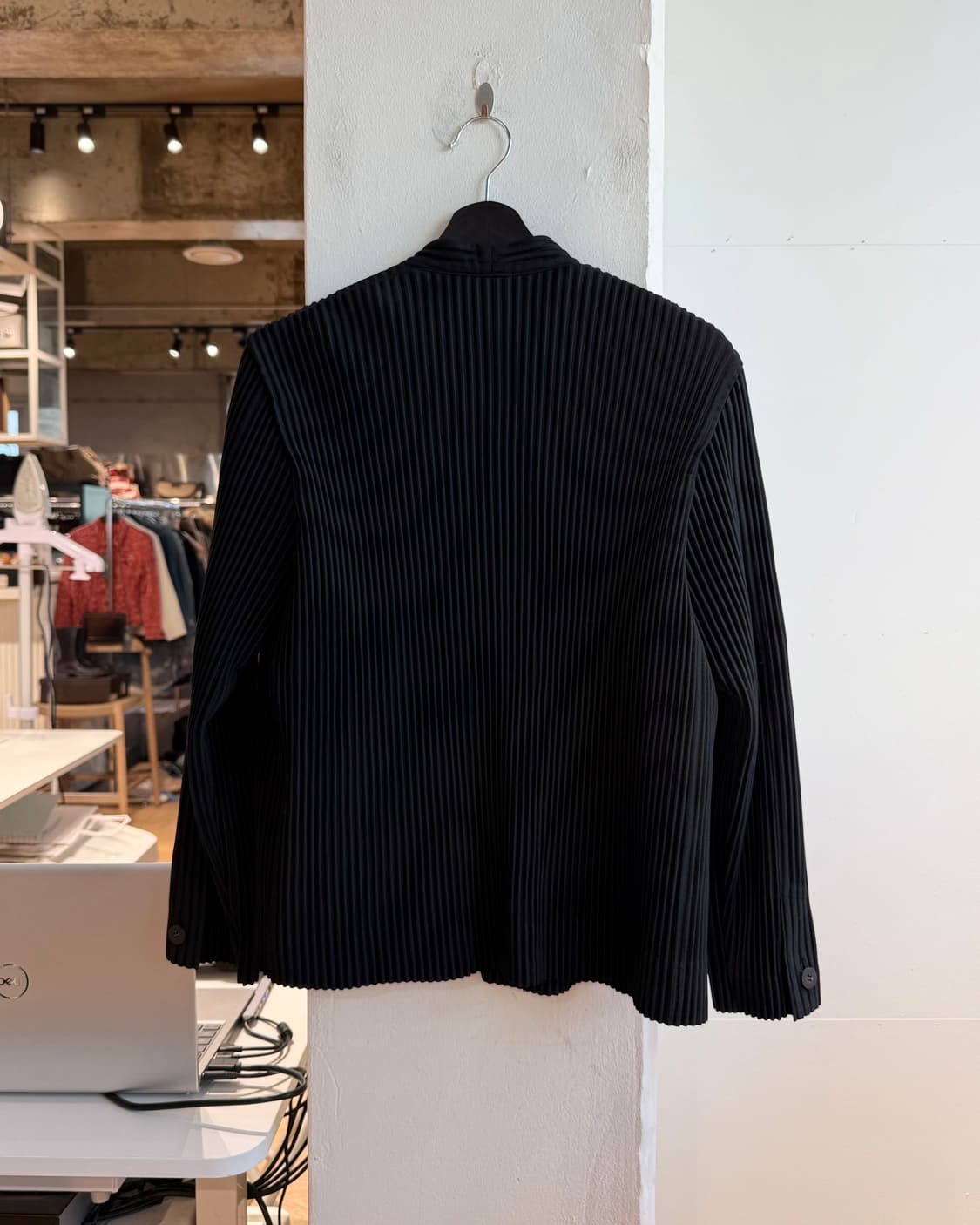 이세이 미야케 옴므 플리세 블랙 카라리스 싱글 자켓  상품이미지7