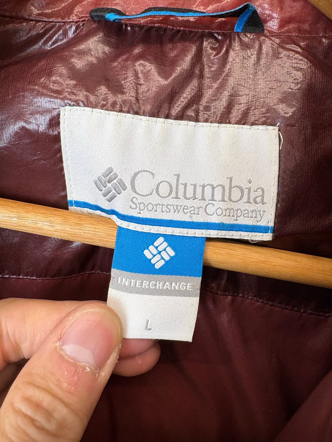 컬럼비아 구스다운 진격의 거인 경량패딩 상품이미지6