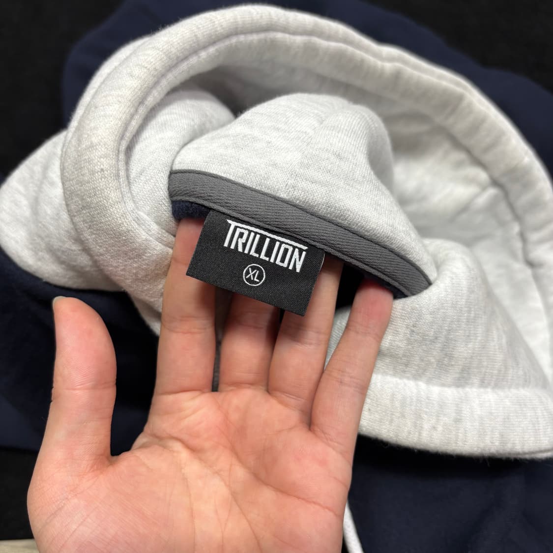 XL 트릴리온 네이비 배색 후드티 상품이미지3