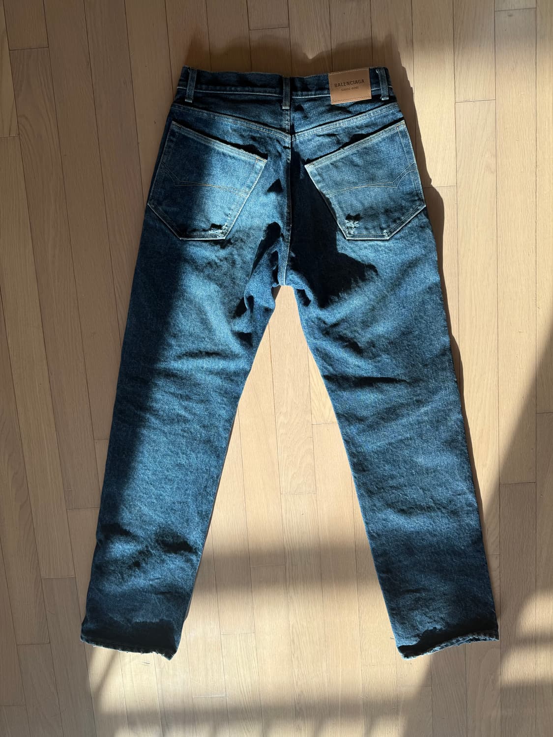 발렌시아가 가드로브 릴렉스드 진 상품이미지2