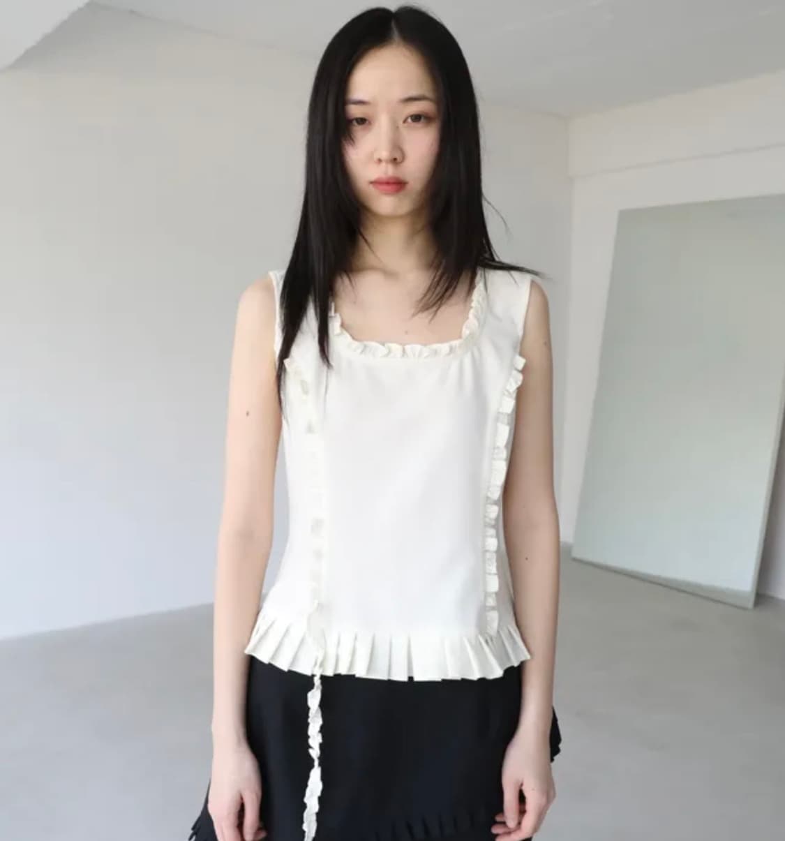 바하윤 아이보리 슬레브리스 상품이미지1