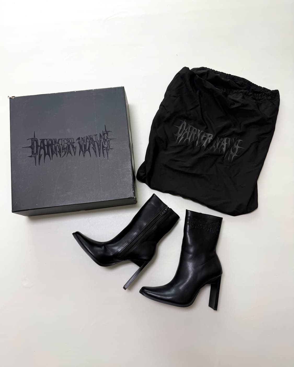 (dolls kill) darker wavs 앵클 하이힐 부츠 상품이미지1