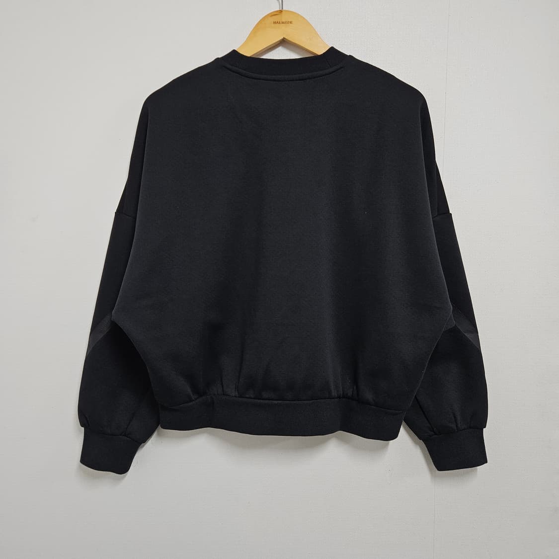 새상품 여성 아디다스 신형 올블랙 오버핏 맨투맨 L 상품이미지2