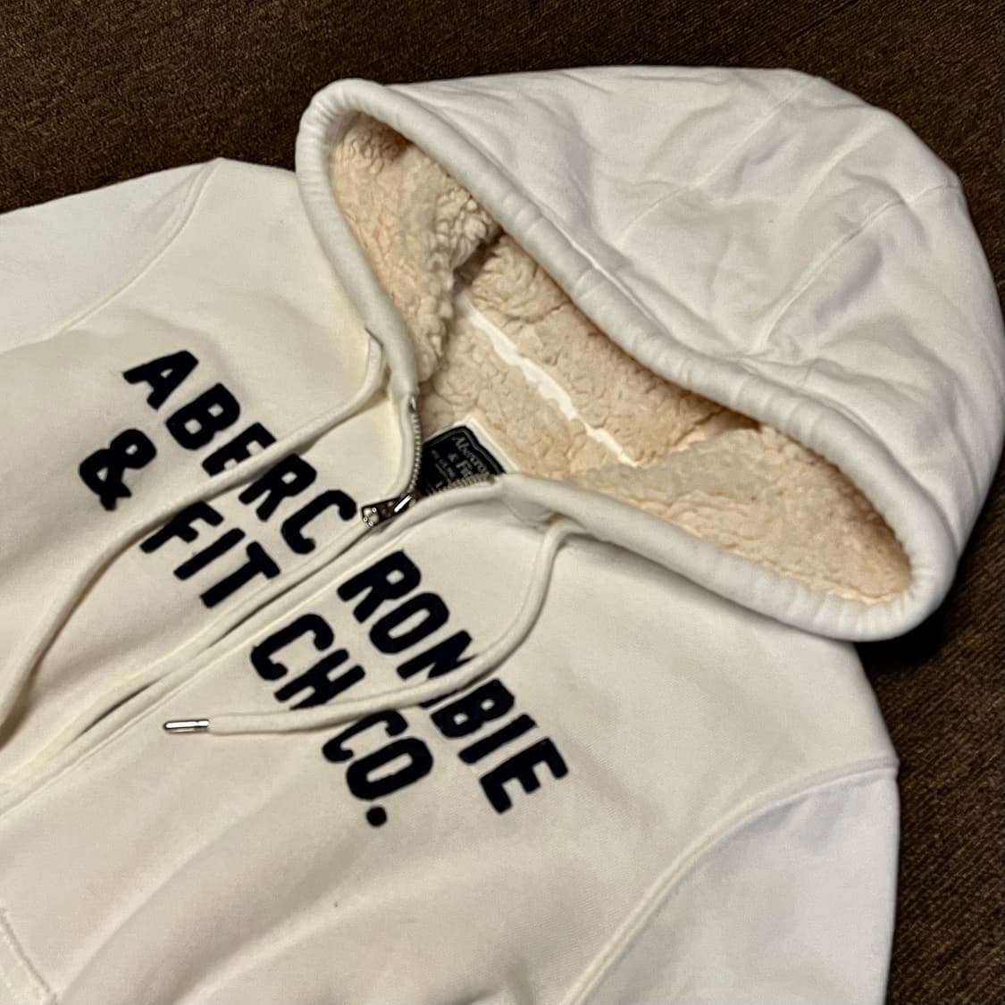 아베크롬비 y2k 울프죠 화이트 후드집업 L 상품이미지2