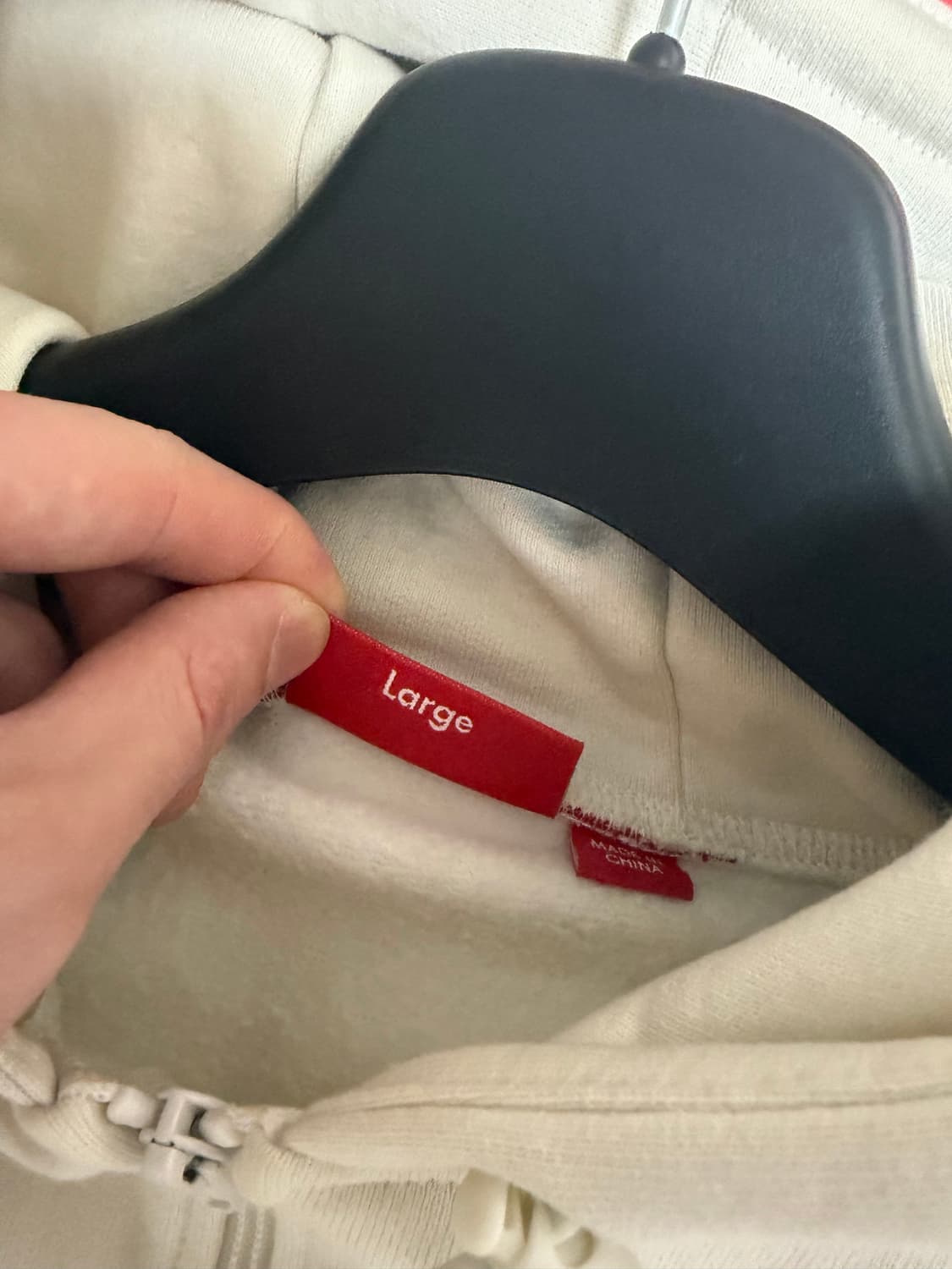 슈프림 후드집업 아이보리 색상 L 사이즈 상품이미지3